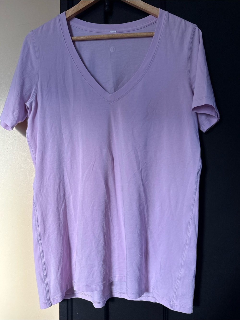 lululemon athletica Lavender V-Neck Short Sleeve Tee